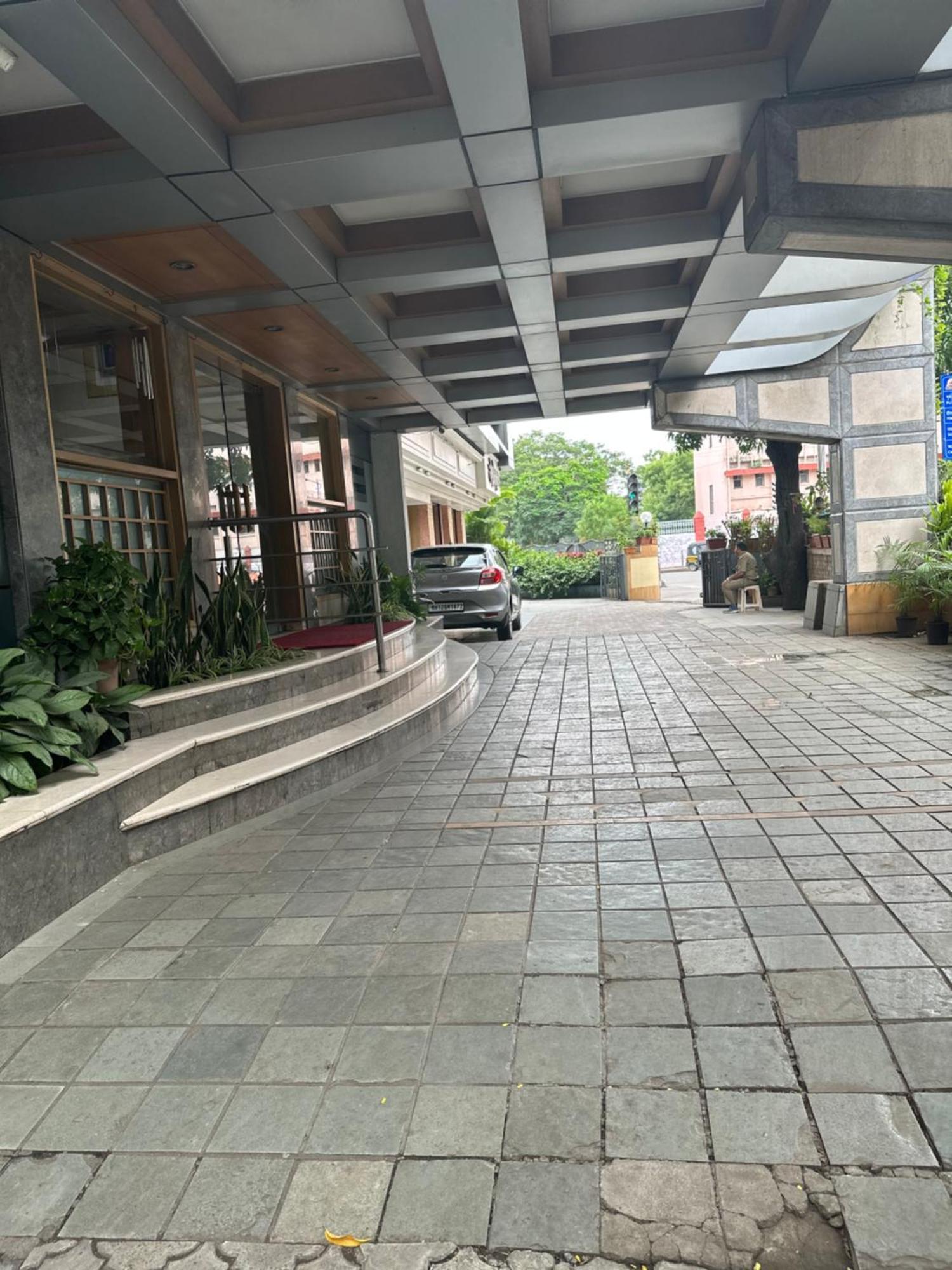 Hotel Ashirwad Pune Exterior foto